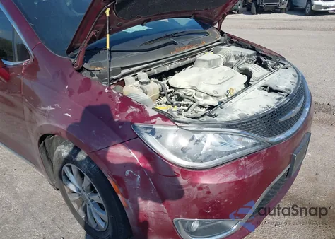 2017 Chrysler Pacifica Touring-L from USA, damaged, VIN 2C4RC1BG0HR703050